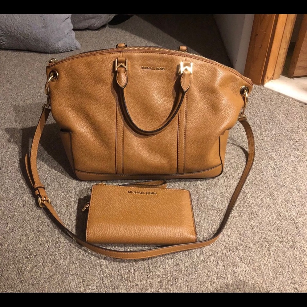 Michael Kors Beckett Acorn Satchel Bag With Wallet